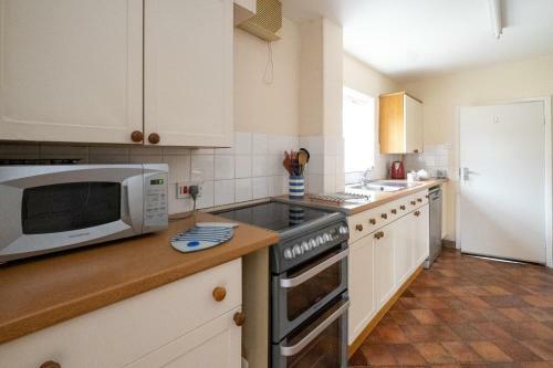 Mere Cottage