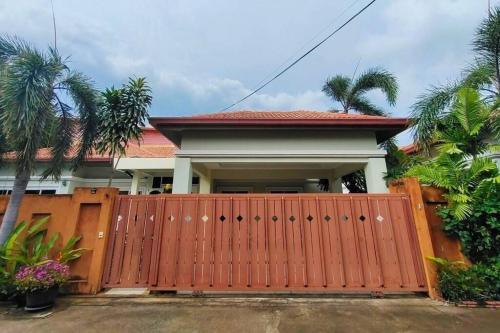 Baronial Pool Villas 28