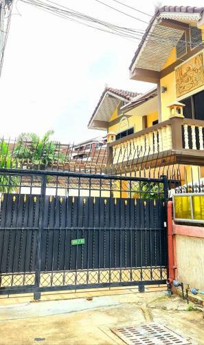 M&t Pool Villas