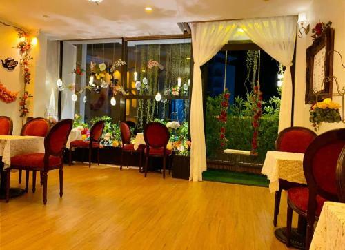 L?amour Homestay N Cafe