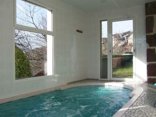 Hotel Auberge De Tournemire - Cantal