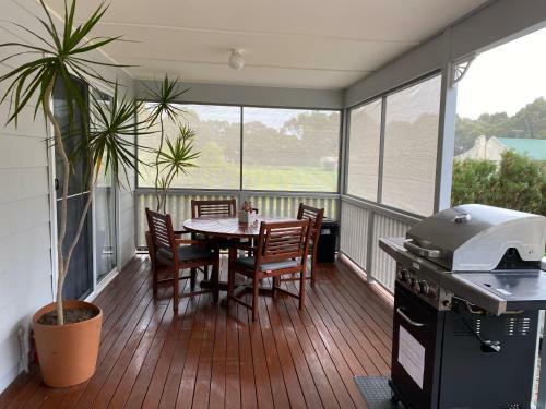 Lazy Days Bed &breakfast Cottage - Victor Harbor