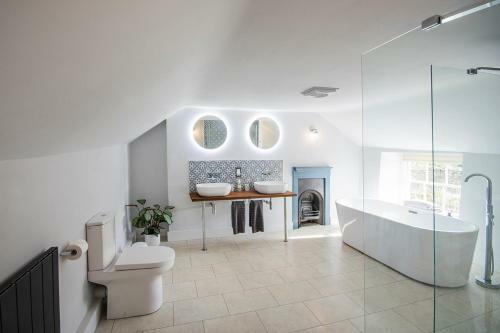 Cusgarne Manor Boutique B&B - Adults Only