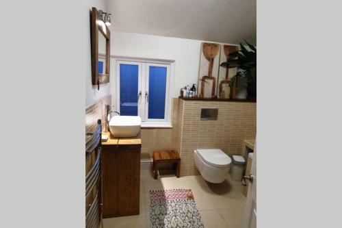 Spacious House With A Homely Touch In Truro