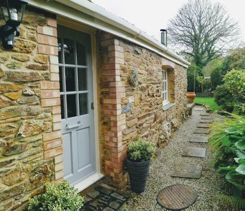 Stunning Cosy Barn In Peaceful Rural Cornwall