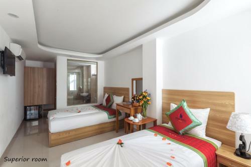 Siren Hotel