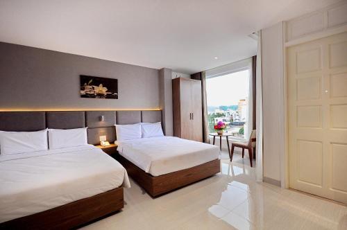 For You Hotel