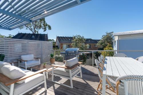 Boutique Beachside Townhouse / Jervis Bay