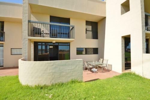 Riverview Holiday Apartment 11 - Kalbarri, Wa