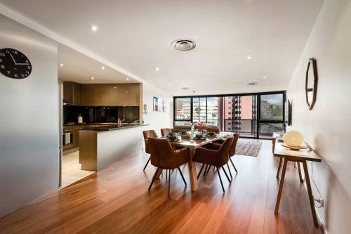 Apartamento Sub Penthouse Luxe Suit, Car Hire Available