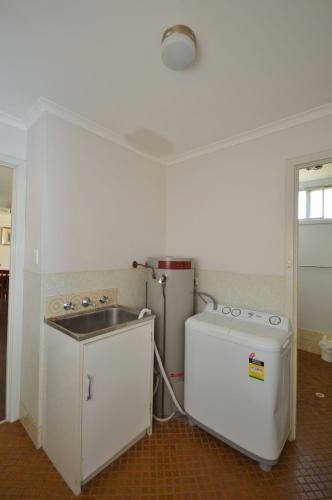 Patrick Crescent 18 - Kalbarri, Wa