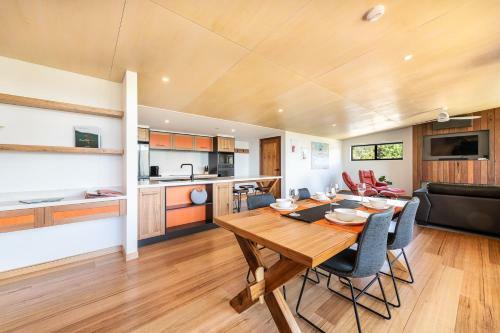 Villa Little Oyster Bayview