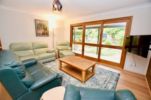 Waratah Lodge