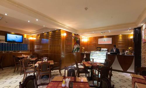 Fortune Karama Hotel