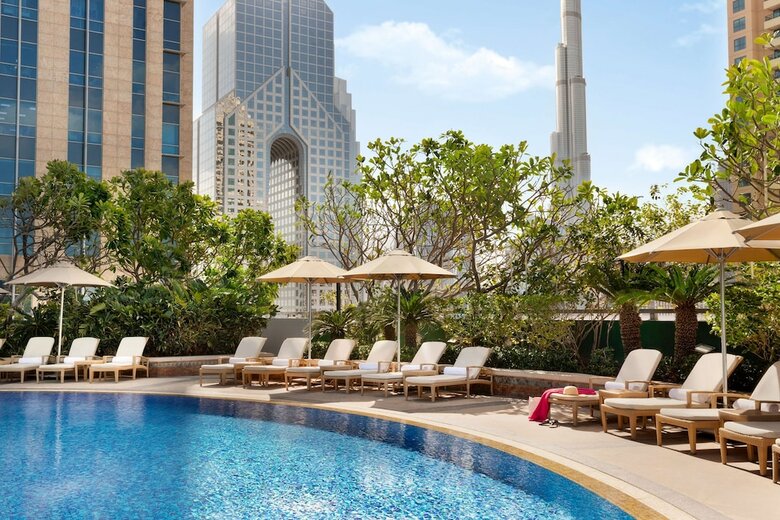 Hotel Shangri-la