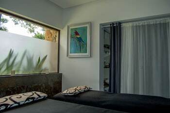 Hotel La Mansion Inn (.)