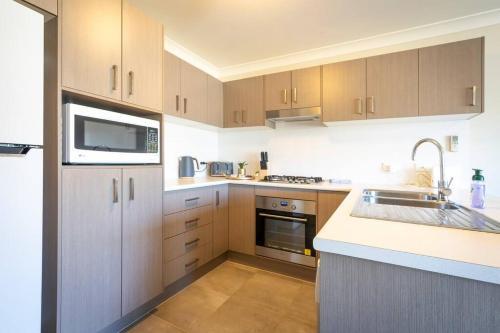 Peaceful Seaside Villa / Kiama