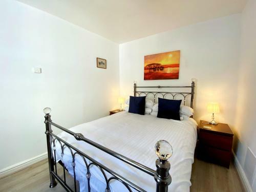 The Stables Apartments At Meadfoot Bay