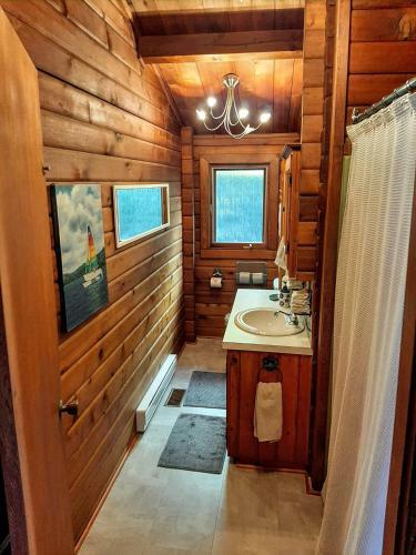 Hostal Chambre Bord de L'eau Oka
