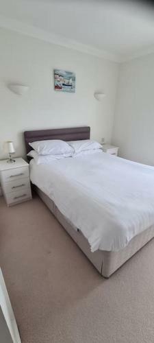 Beautiful 2-bed Apartment On Torquay Seafront