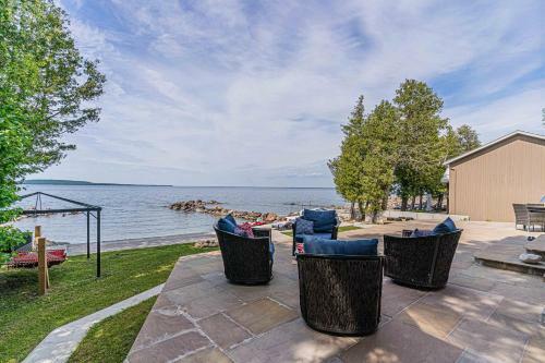 Villa Selena-lakefront-families Only-boat Launch