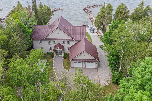 Villa Selena-lakefront-families Only-boat Launch
