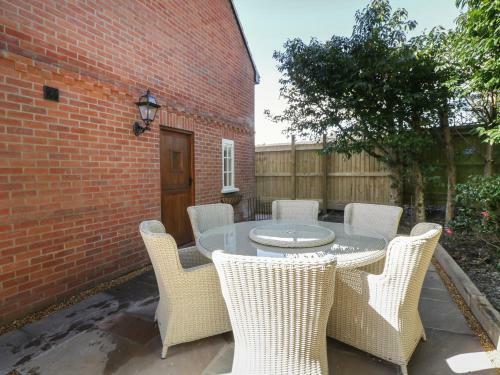 The Coach House15