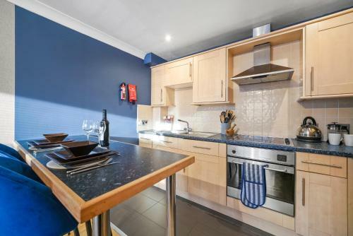 Modern Warwick Apartment, Sleeps 3, Claverdon House
