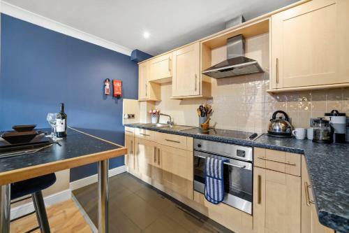 Modern Warwick Apartment, Sleeps 3, Claverdon House