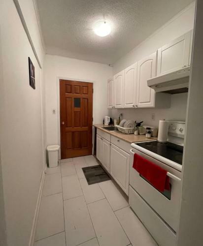 Hostal Somerset Guesthouse With Full Kitchen