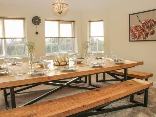 Prestbury House
