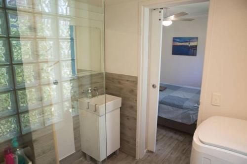 Apartamento Surfers Paradise Self Contained 1 Bed Unit (Budds)