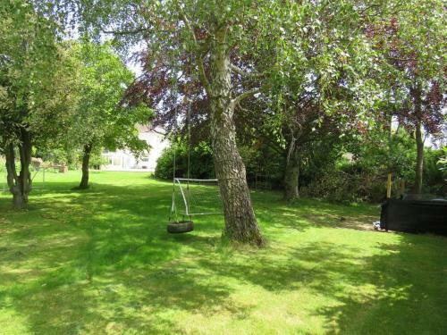 Swimming Pool House In West Chinnock