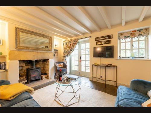 Pretty Cotswold Cottage Close To Chipping Campden