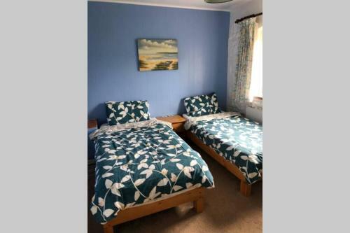 Hoxne House Weybourne Sleeps 14