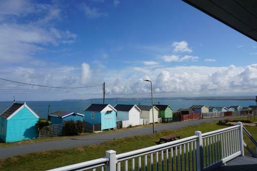 Deluxe Lundy View Villa With Sea Views