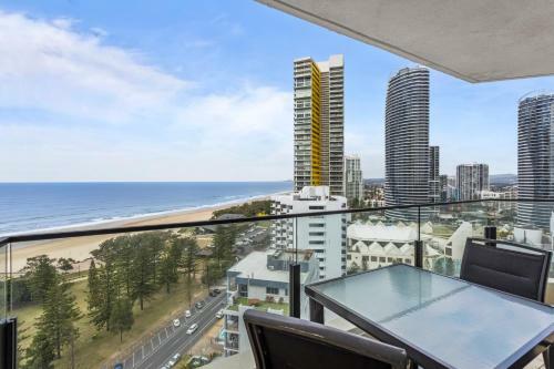 Madecomfy Beach Haven Beachfront 2-bed Apartment