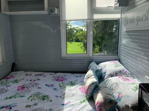Shepherds Hut Bath