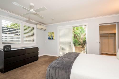 Burleigh Home // Moments To Water