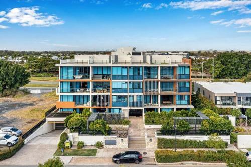 Apartamento Perfectly Located 2 Bedroom Hope Island Gem...