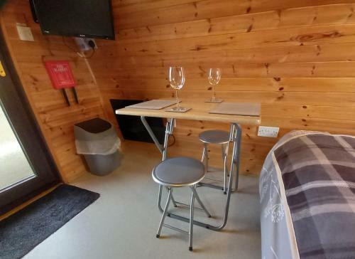 Hillside Camping Pods And Shepherd's Hut