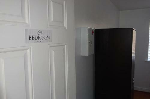 Newly Refurbished 5 Bedroom House