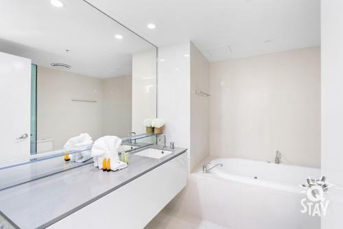 Apartamento Circle On Cavill 2 Bedroom On 30th Floor!!! ? Q Stay