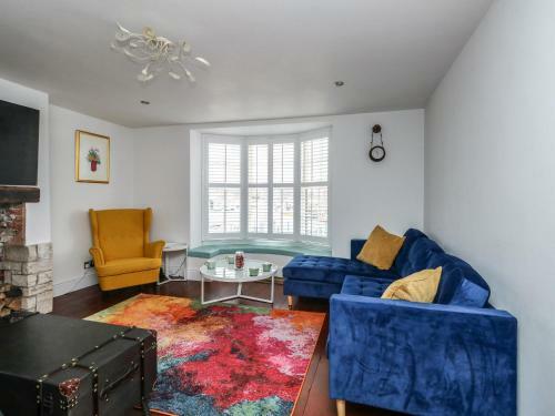 Bridge View Apartment