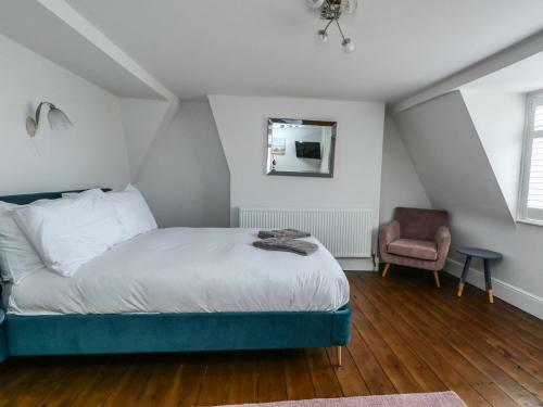 Bridge View Apartment