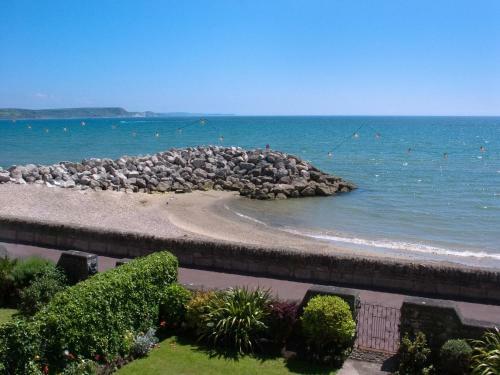 Weymouth Bay Apartment A