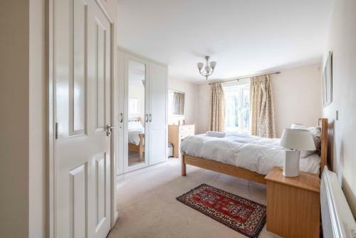 Apartamento Cosy 2 Bed 2 Bath Central Windsor & Parking