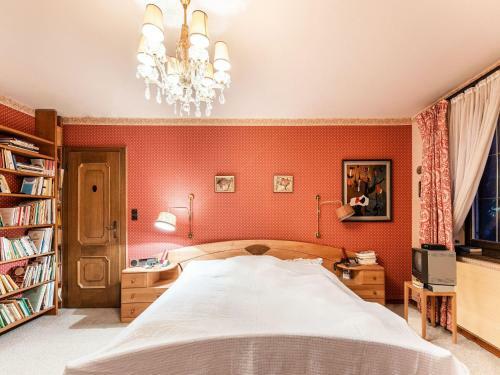 Tasteful Villa In Hinterbr�hl With Private Pool