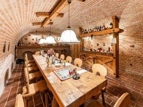 Tasteful Villa In Hinterbr�hl With Private Pool