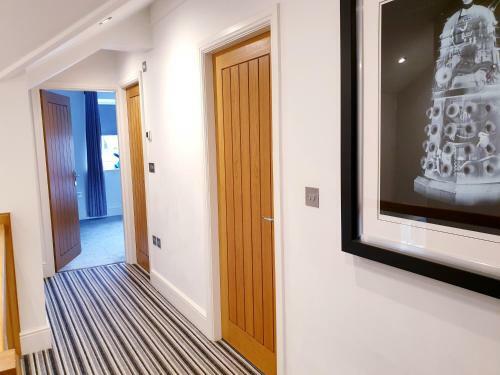 Central Windermere Luxury Two Bed Apartment Dog Friendly